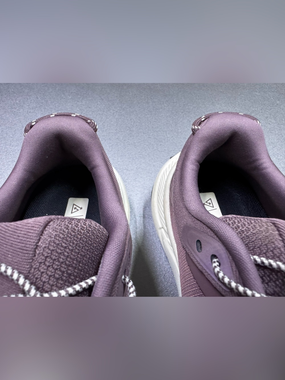 HOKA Transport Women’s Trail Shoes US 7B Mauve Vibram Cordura Worn Once - Picture 3 of 9